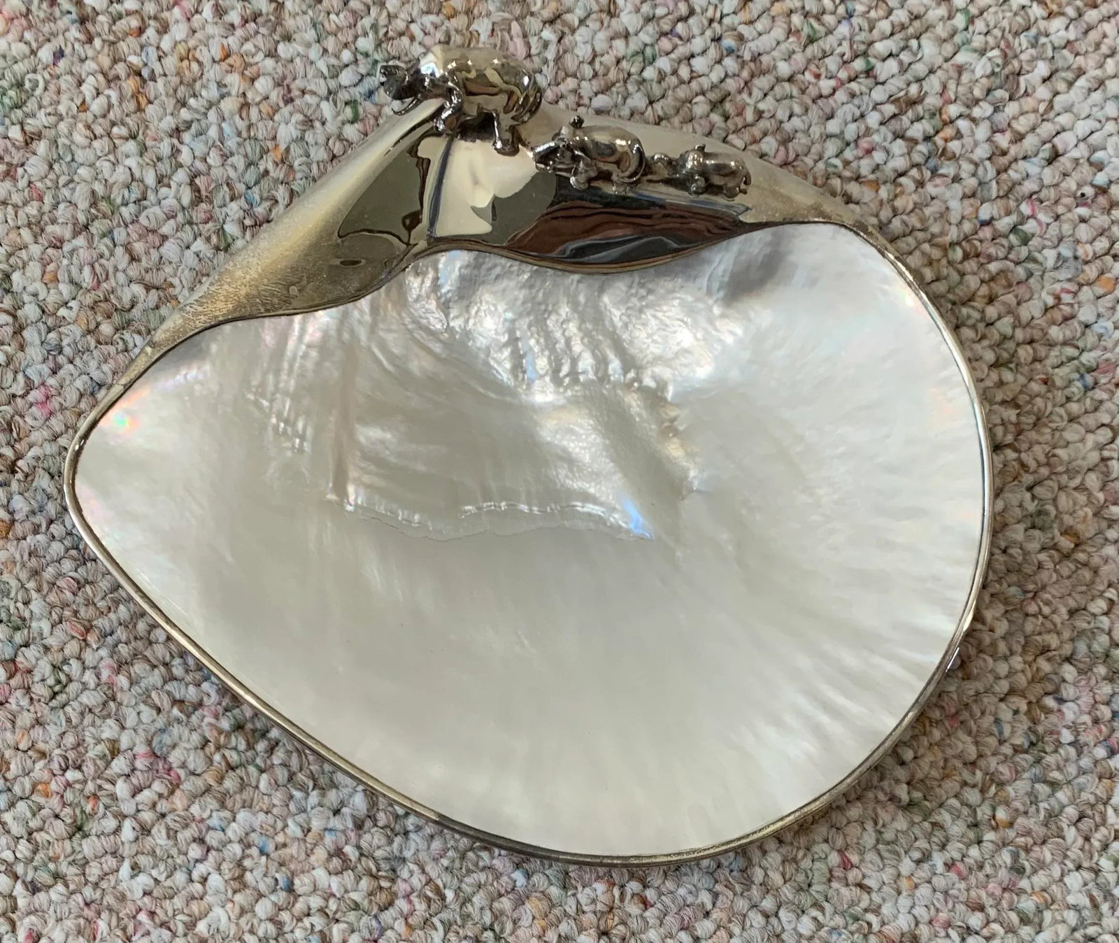 1980s Silver Elephant and Mother of Pearl Appetizer Dish - 10