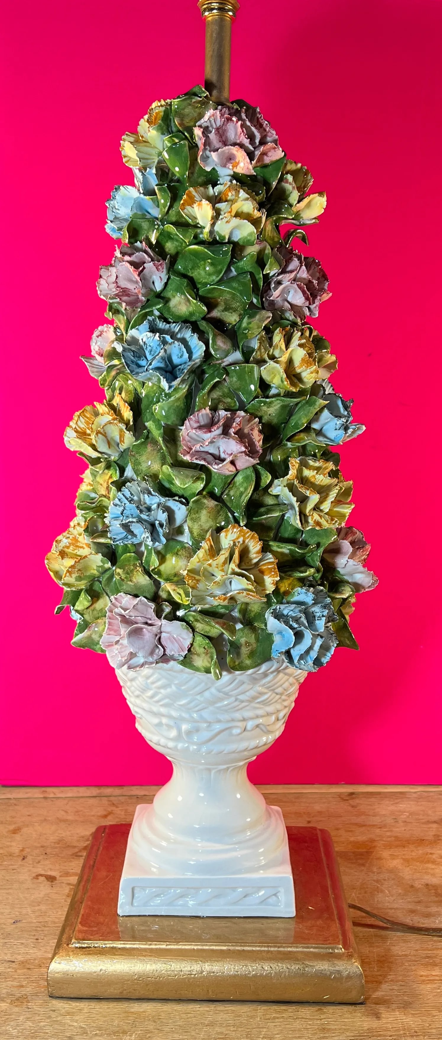 Mid-Century Capodimonte Porcelain Carnation Topiary Table Lamp - 11