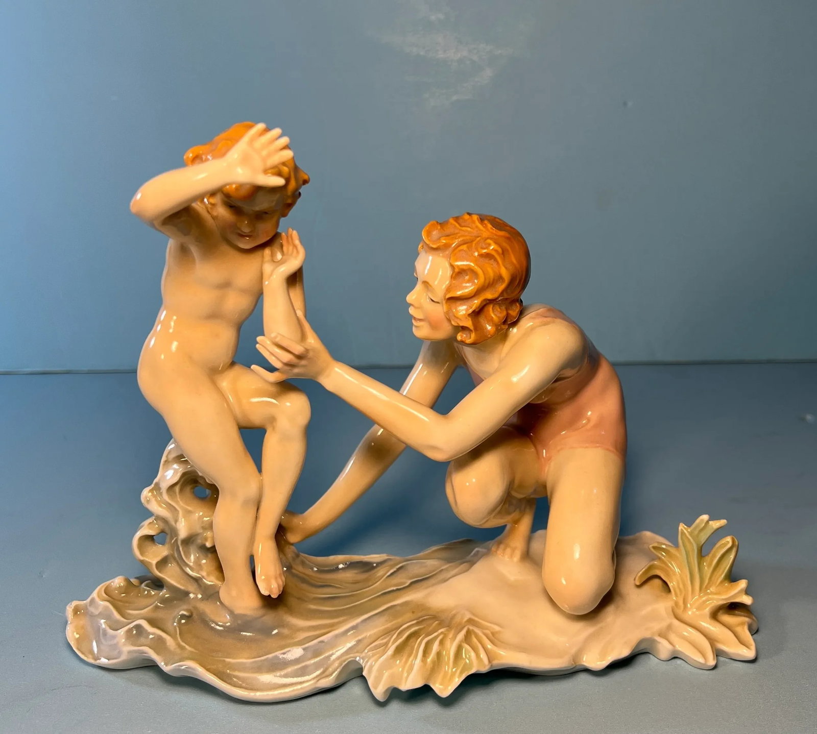 Karl Ens Figurine Mother Child Beach - 2
