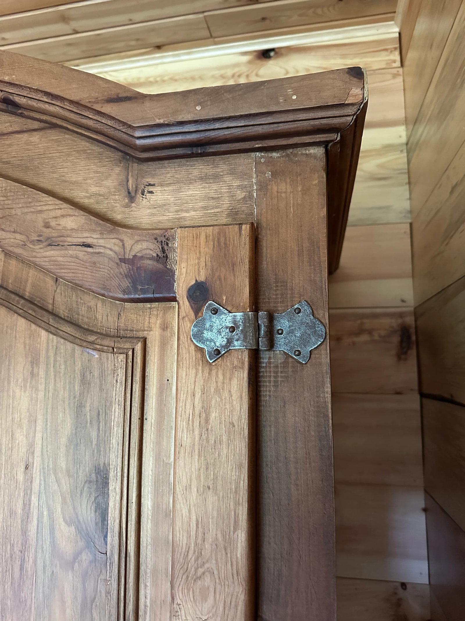 Rustic Pine Armoire Hutch Cabinet - 7