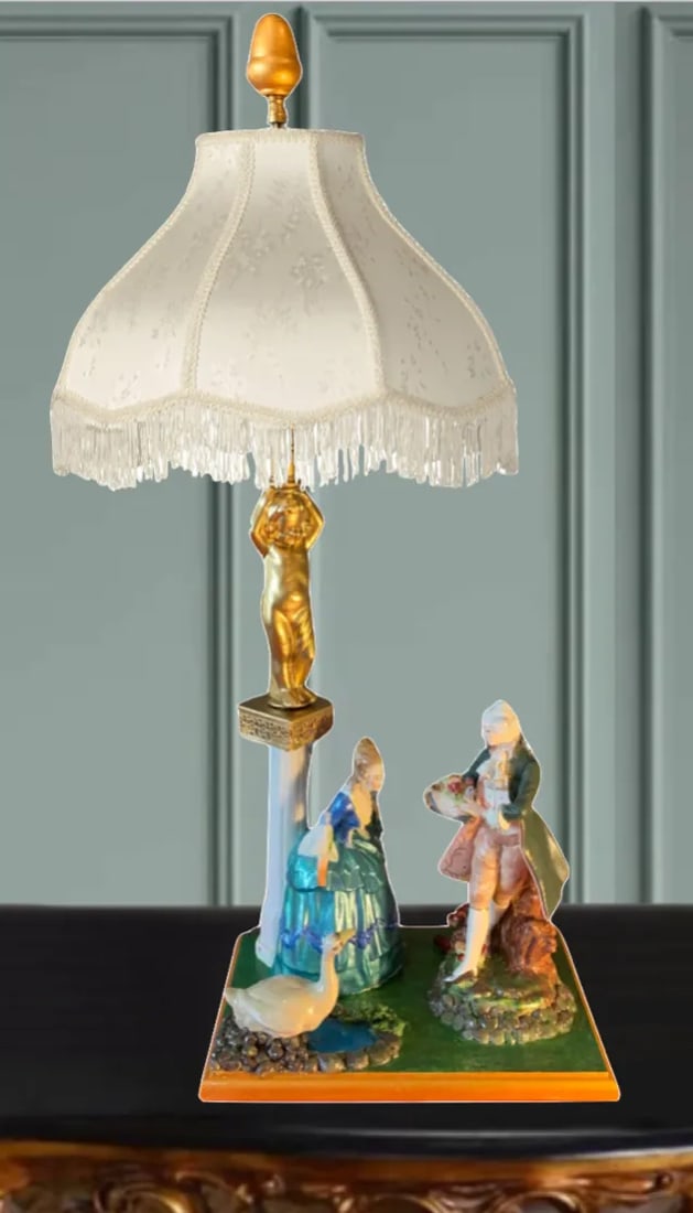 Vintage Figural Porcelain Table Lamp: Courting Couple in a Garden - 11