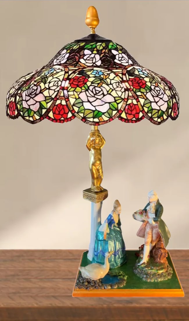 Vintage Figural Porcelain Table Lamp: Courting Couple in a Garden - 7