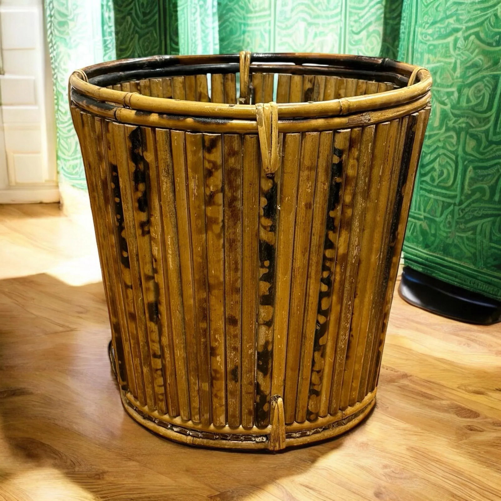 Mid 20th Century Vintage Tortoise Pencil Bamboo With Rattan Basket Planter - 3