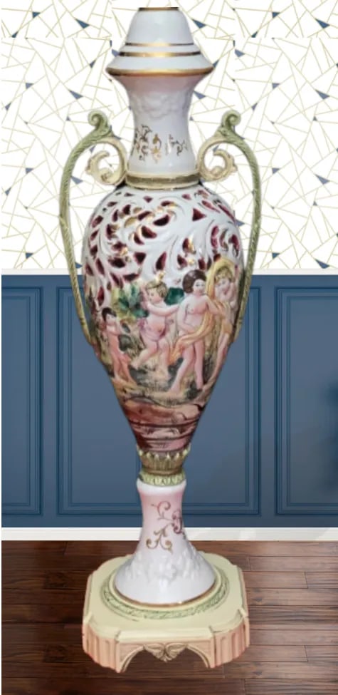 Vintage Capodimonte Porcelain Table Lamp: Cherubs and Maidens - 2