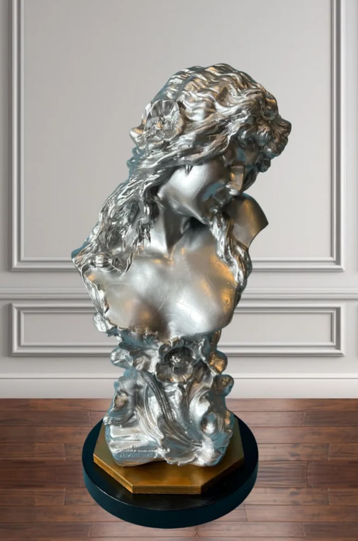 Vintage Bust of a Lady With Poppy Flowers: Madchen Fleur De Pavot - 2