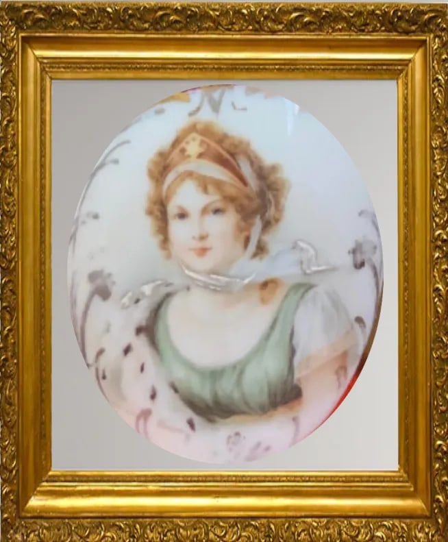 Antique Torchiere Urn Table Lamp - Portrait Queen Louise of Prussia - 3