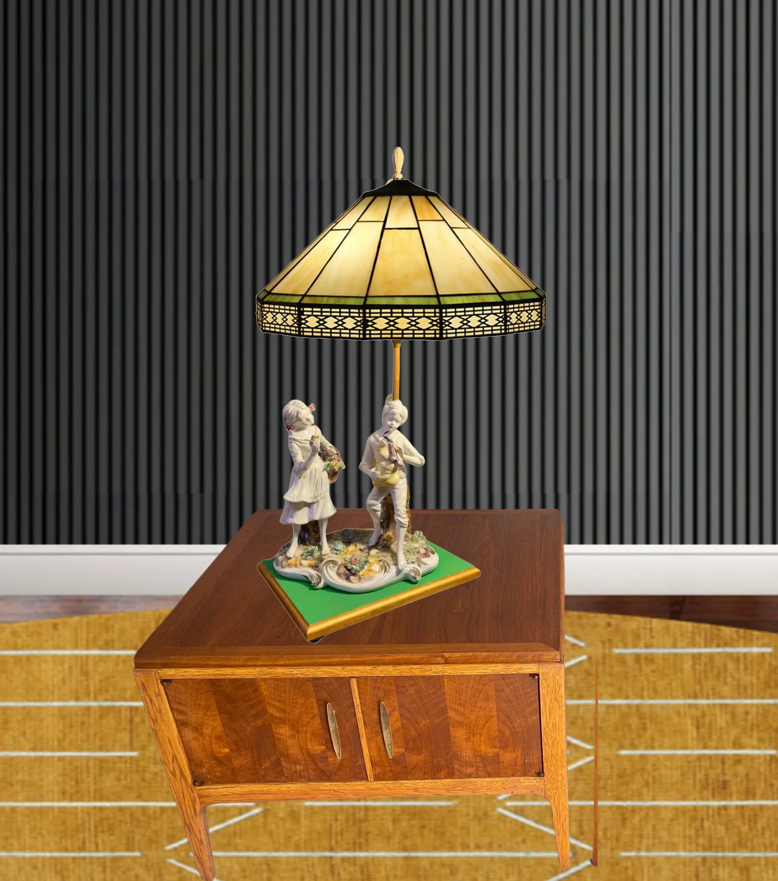Capodimonte Porcelain Boy Playing the Bag Pipes With His Sister Table Lamp - 4