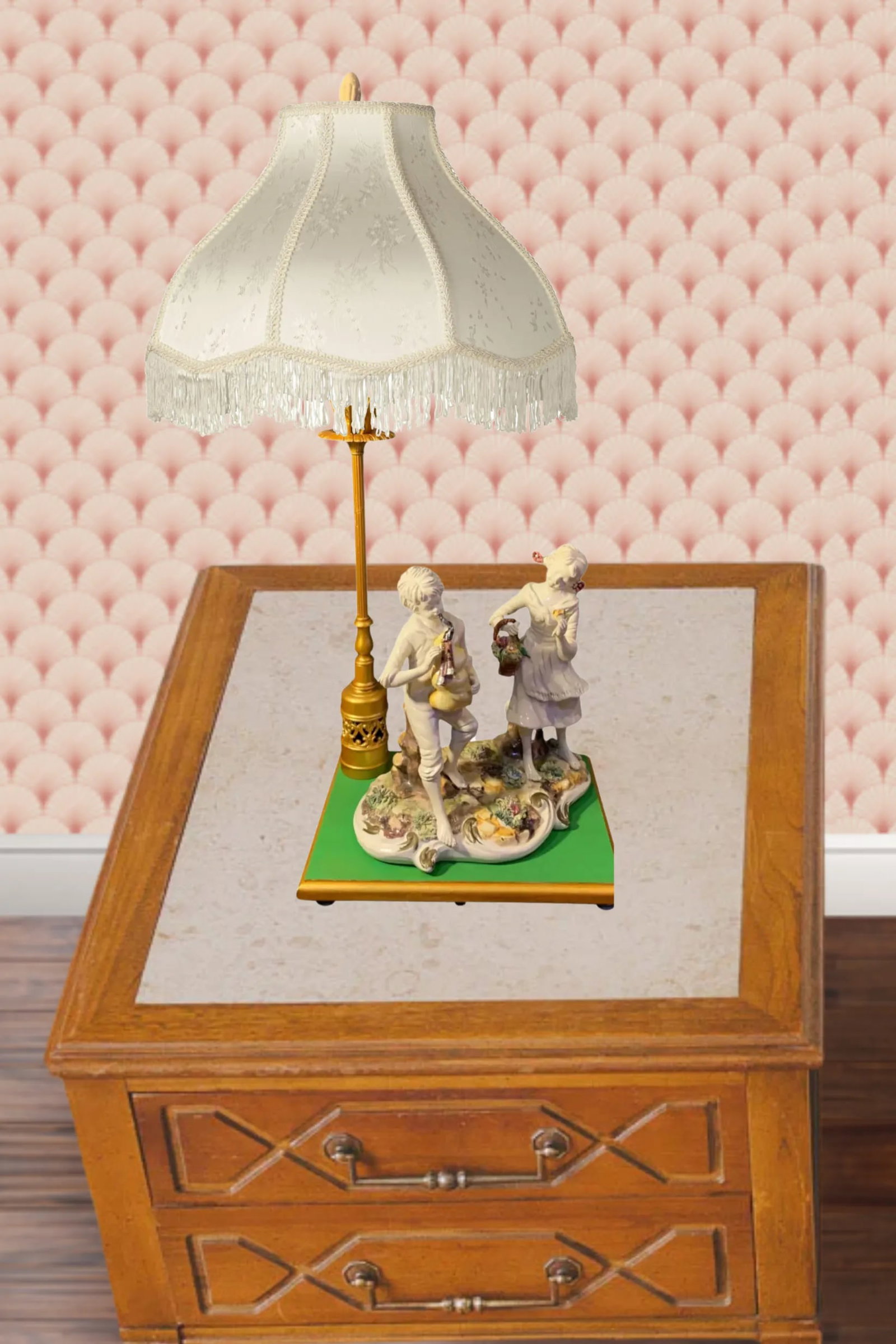 Capodimonte Porcelain Boy Playing the Bag Pipes With His Sister Table Lamp - 6