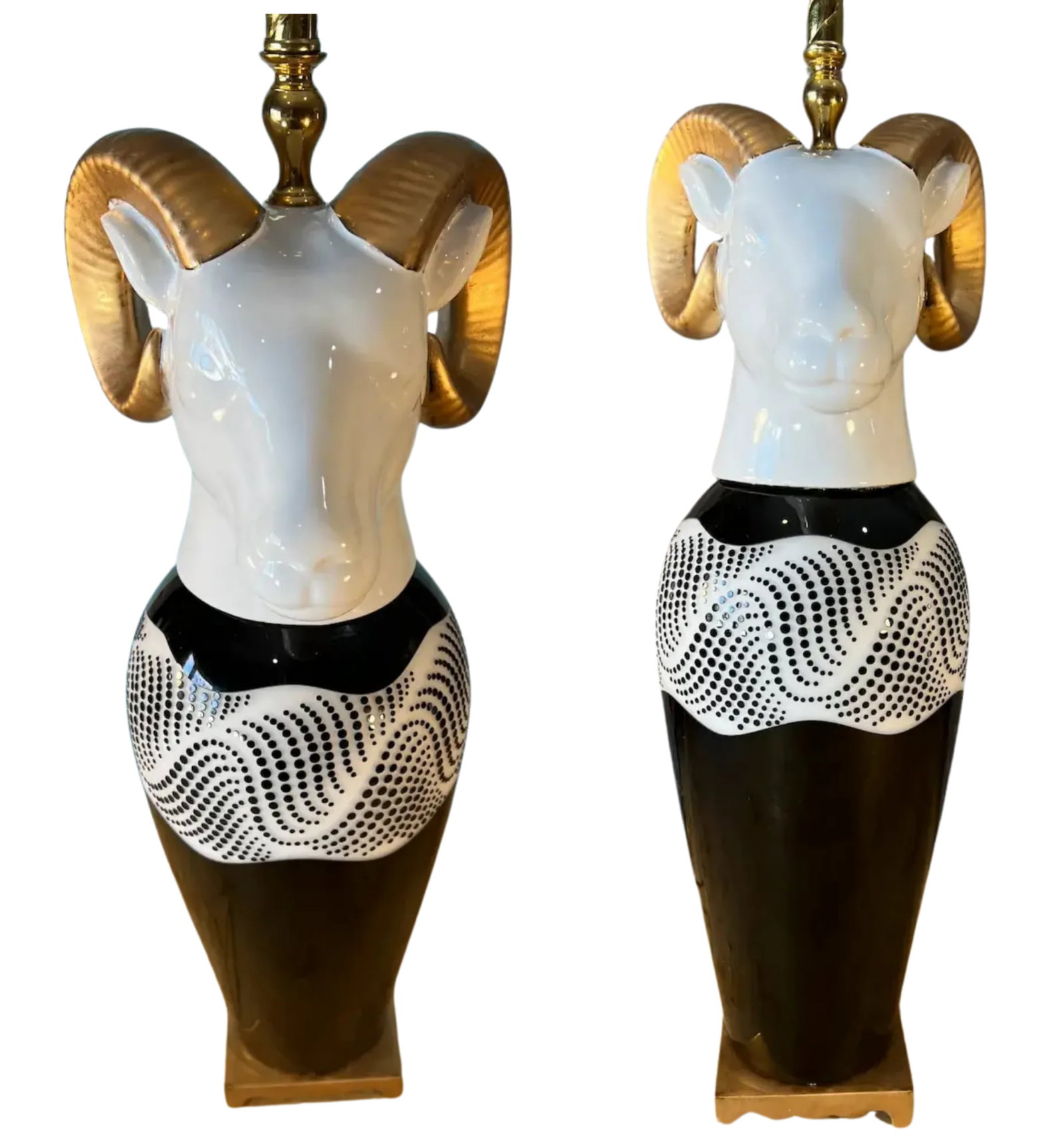 Modern Rams Head Table Lamp With Graphic Textural Design - 9