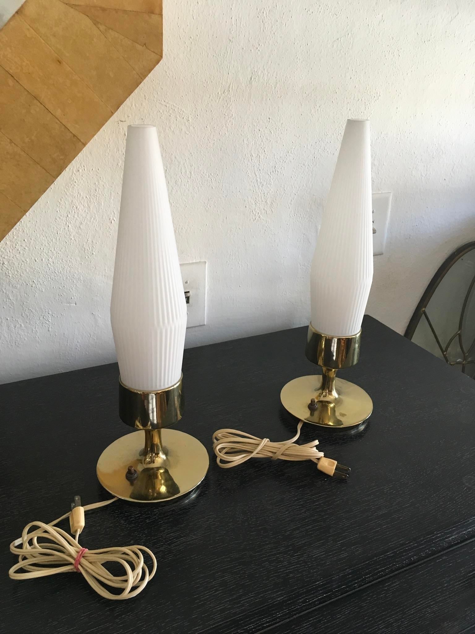 Pair of Mid-Century Modern or Space Age Brass & Frosted Glass Table Lamps - Laurel Lamp Mfg. - 7