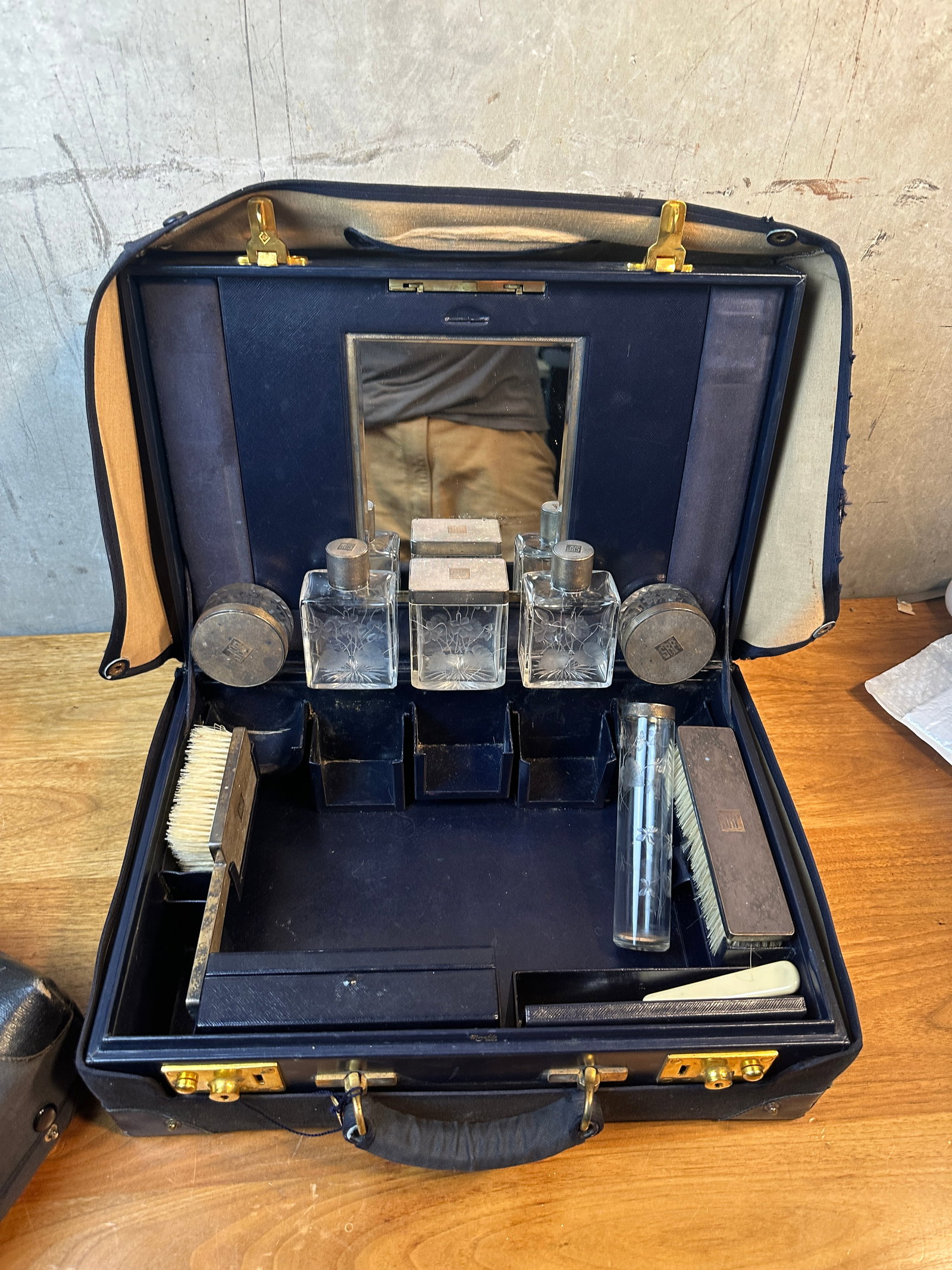 Antique Morabito Paris Men's Fitted Travel Vanity Case Navy Leather & Glass Grooming Set - 13