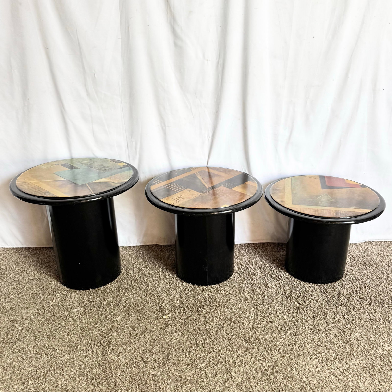Postmodern Black and Abstract Nesting Mushroom Tables - Set of 3 - 4