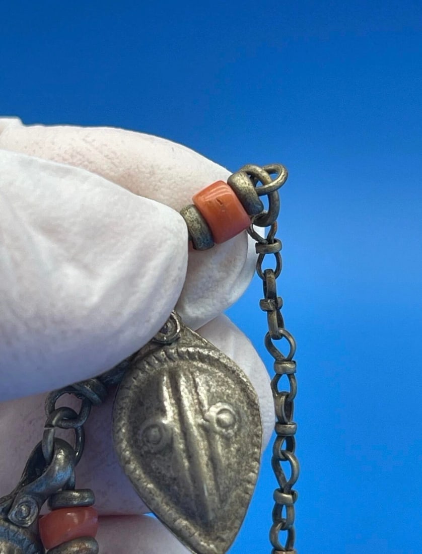 Antique Turkmen / Yemen Tribal Silver Keaf Necklace, Coral Accents. - 7