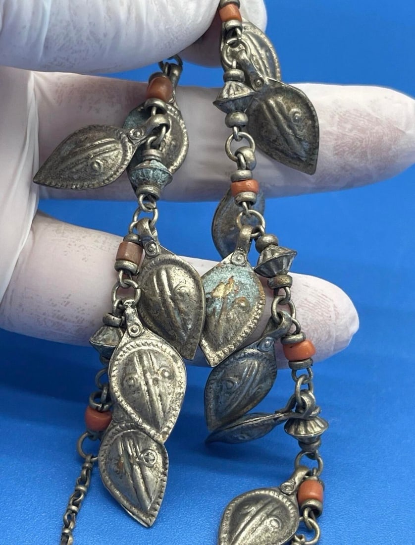 Antique Turkmen / Yemen Tribal Silver Keaf Necklace, Coral Accents. - 8