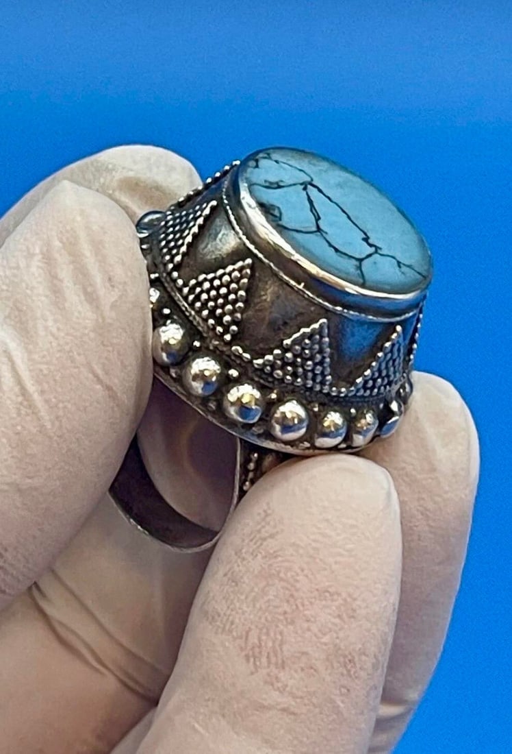 Antique Yemen Sterling Silver Blue Howlite Tower Ring. Antique Yemen Jewelry, Size 9 - 11