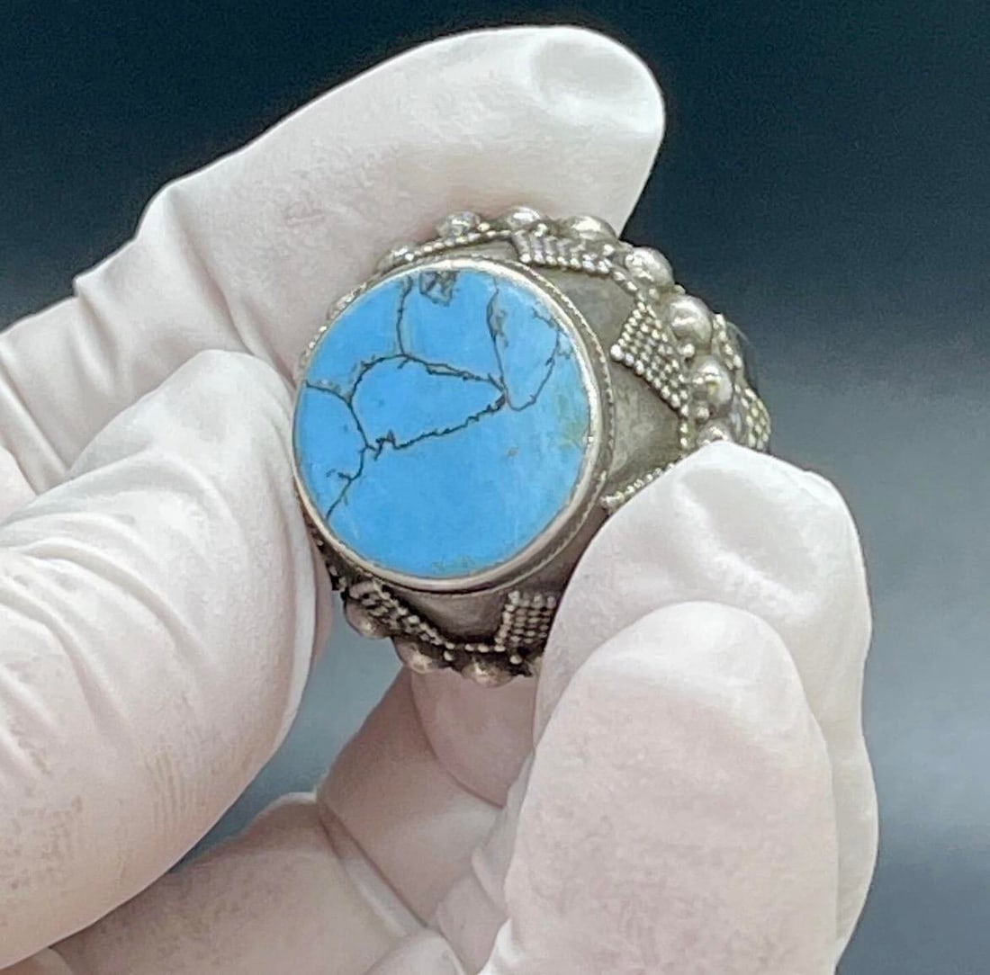 Antique Yemen Sterling Silver Blue Howlite Tower Ring. Antique Yemen Jewelry, Size 9 - 7