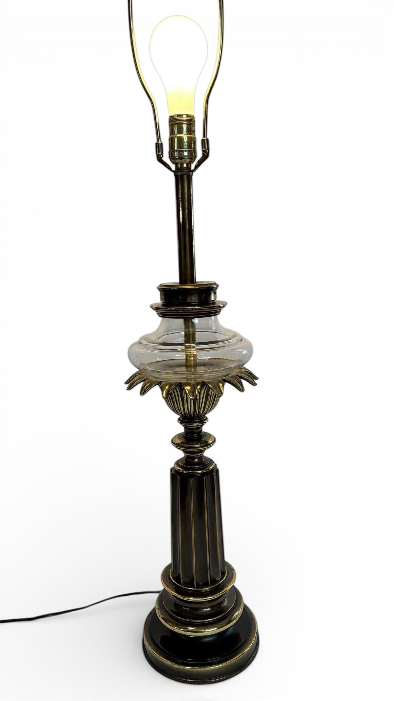1960s MCM Neoclassical Column, Torchiere Stiffel Table Lamp, French Empire Style, Brass Finish & Gla - 9
