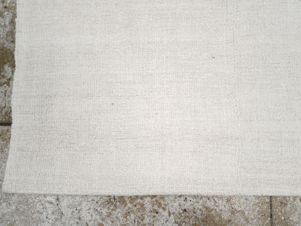 Galerie Shabab Collection Mid-20th Century Turkish Flatweave Kilim Throw Rug - 5