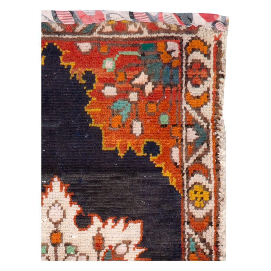 Galerie Shabab Collection Mid-20th Century Persian Hamadan Throw Rug - 3