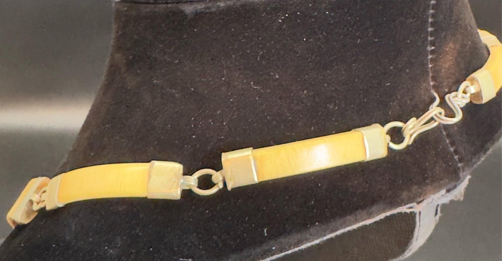 1960s African Wild Warthog Tusk Necklace - 4