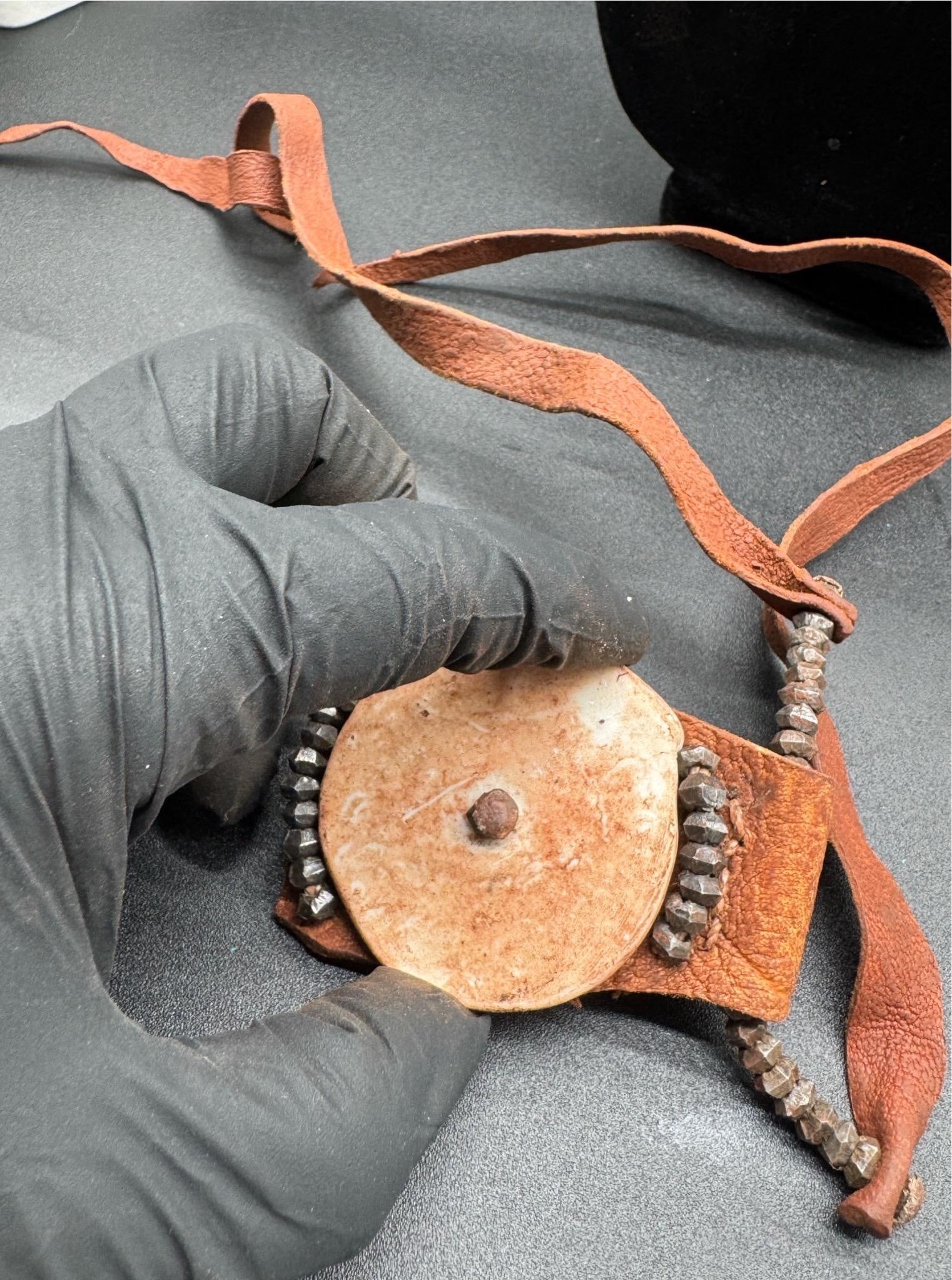 1970s Himba Tribe Necklace, Leather, Shell, Iron - 15