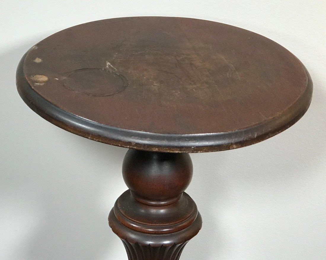 Antique Fluted Walnut Victorian Pedestal - 2