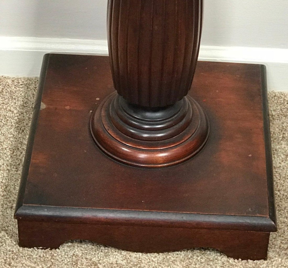 Antique Fluted Walnut Victorian Pedestal - 3