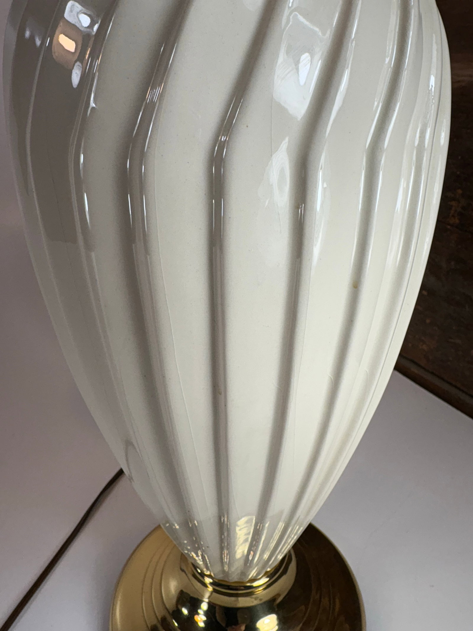 1990's Postmodern Beige Reticulated Ceramic Lamps Brass Sunset Lamp Co. Richards Mfg. - a Pair - 10