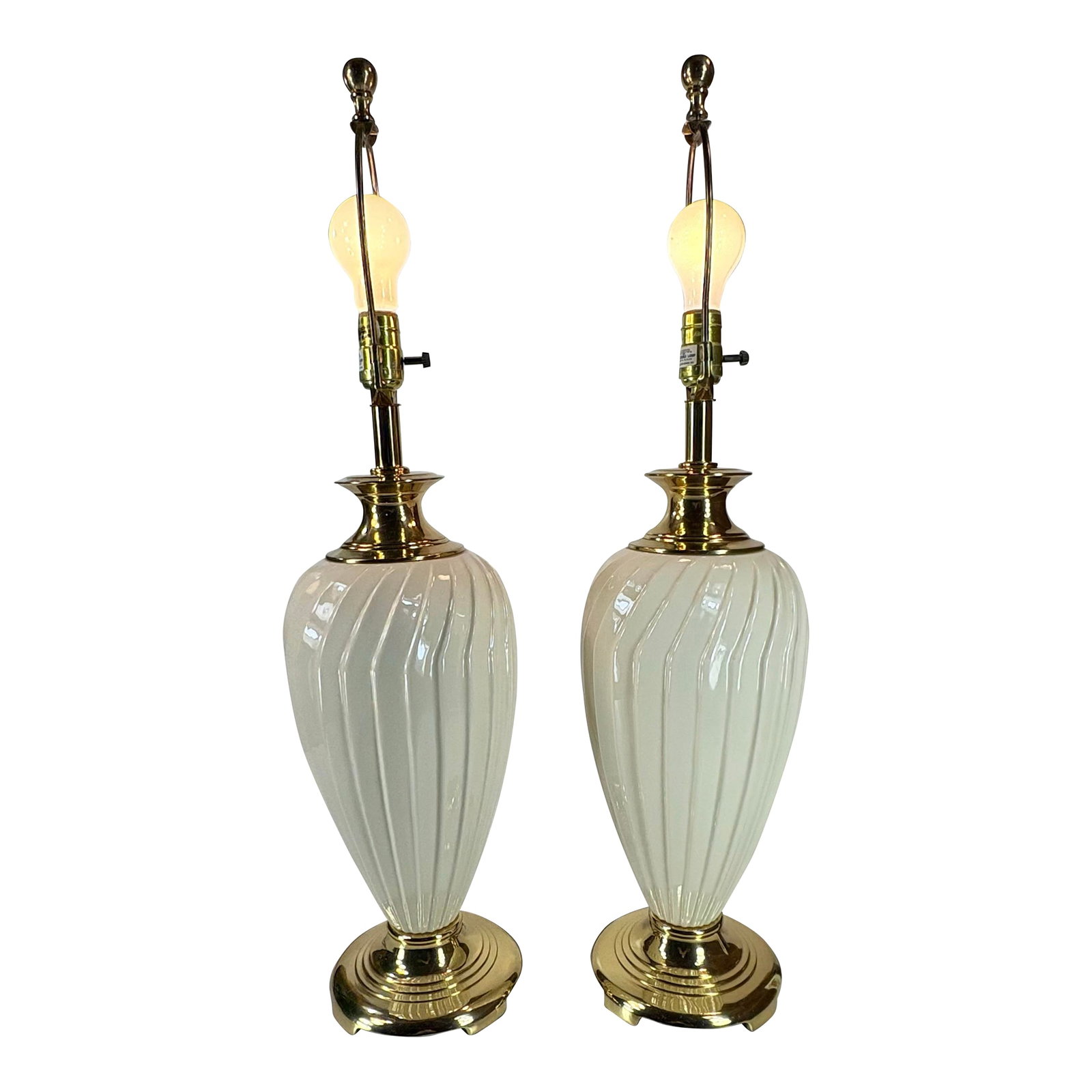 1990's Postmodern Beige Reticulated Ceramic Lamps Brass Sunset Lamp Co. Richards Mfg. - a Pair (1 of 12)