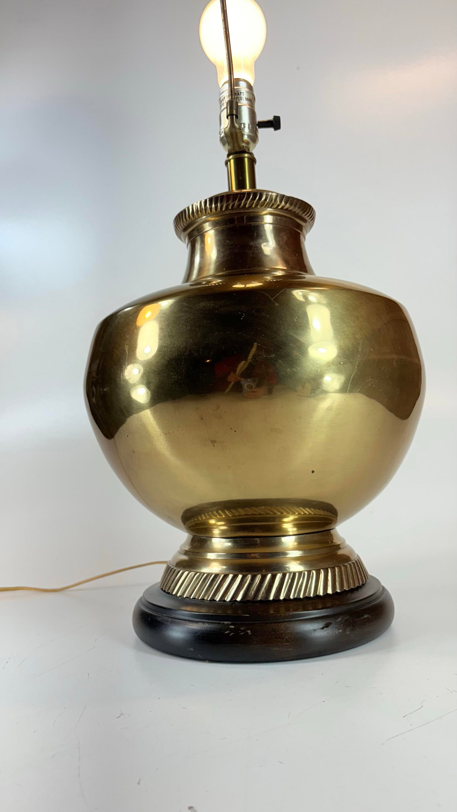 Mid 20th Century Fredrick Cooper Brass Lamp, Hollywood Regency, Midcentury Modern - 10