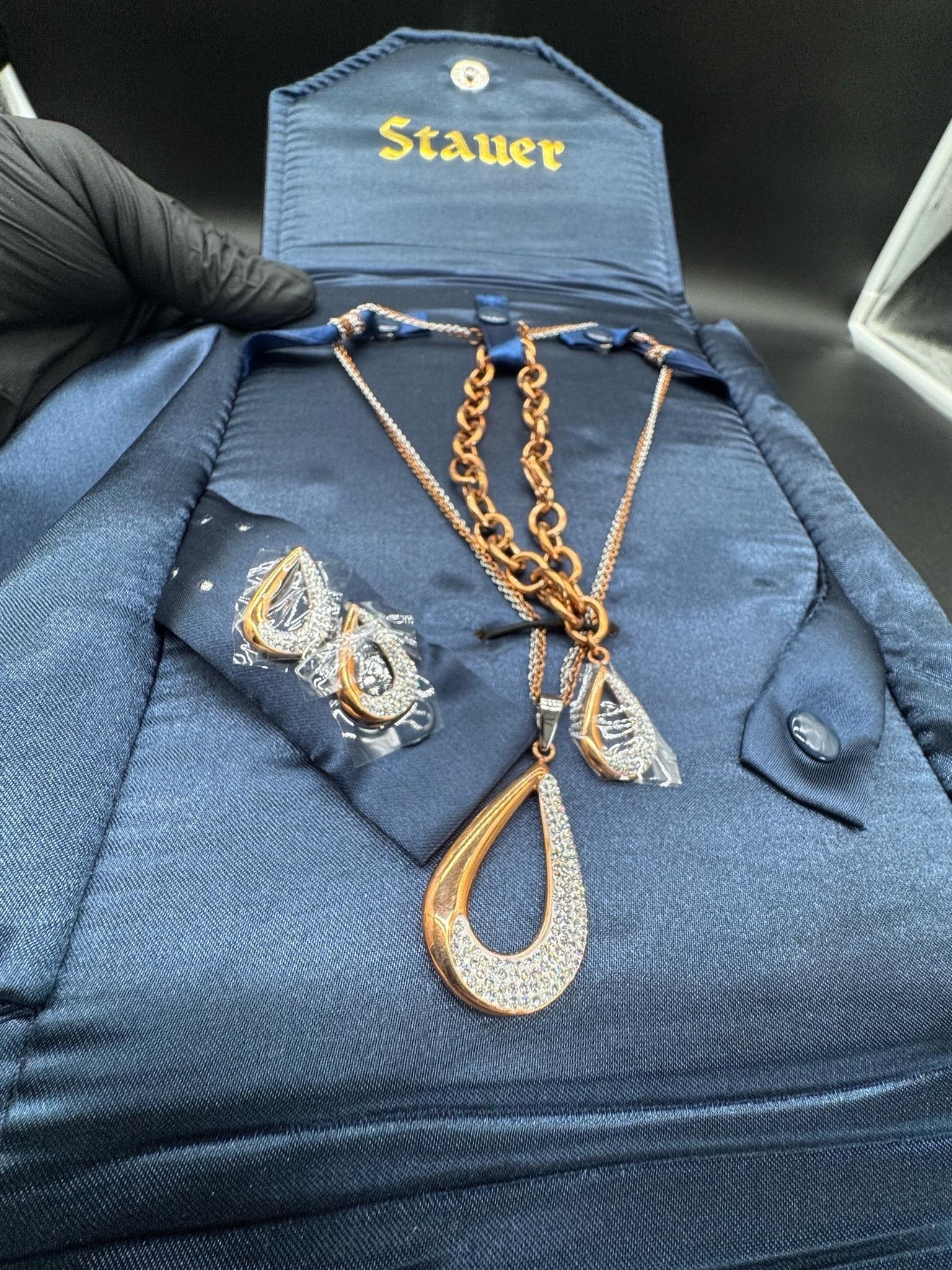 Stauer Gold Teardrop Diamondaura Set, Stauer Jewelry, 4 Pieces - 7