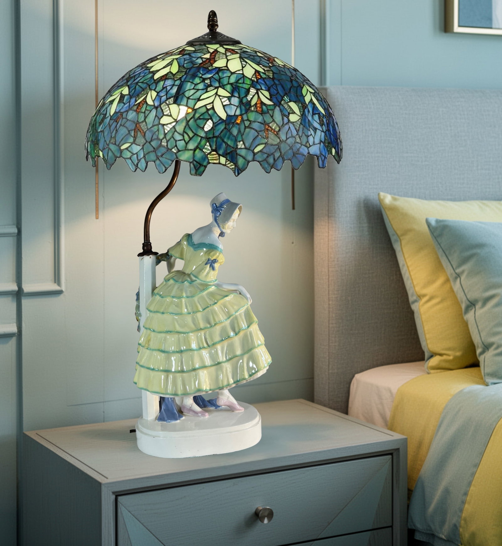 Antique Keramos Figural Porcelain Lamp by Padany - 8