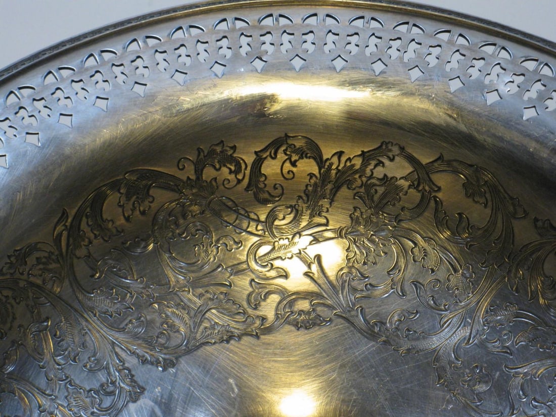 Bowl Footed WILCOX Silverplate Hand-Engraved Scrolls Silver 1850-1899 Bowls - 8