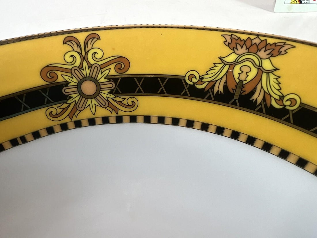 Late 20th Century Serving Bowl "Barocco" Italian Versace Design Rutherford Porcelain - 9