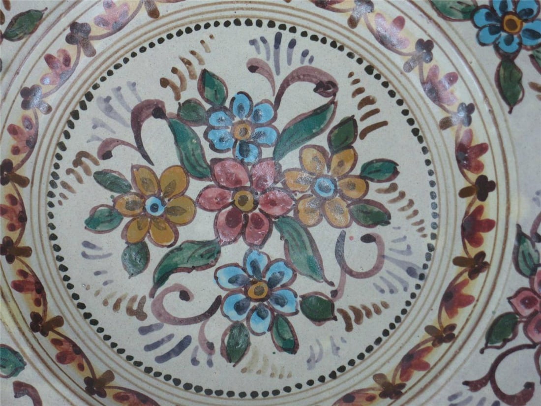 Mid 20th Century Platter 12" Earthenware Hand Painted from Portugal Signed - Rustica Lisboa - 3