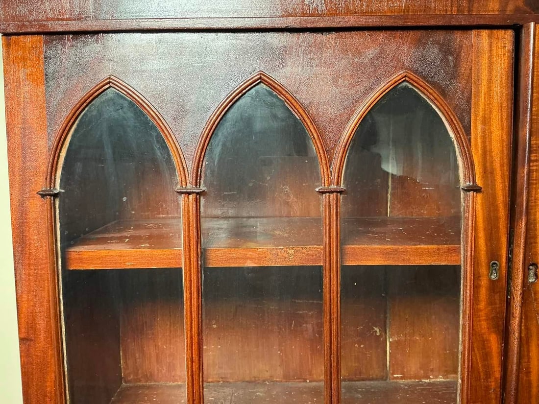 Antique American Federal Style Flame Mahogany Secretary-Bookcase Early 1800 - 11