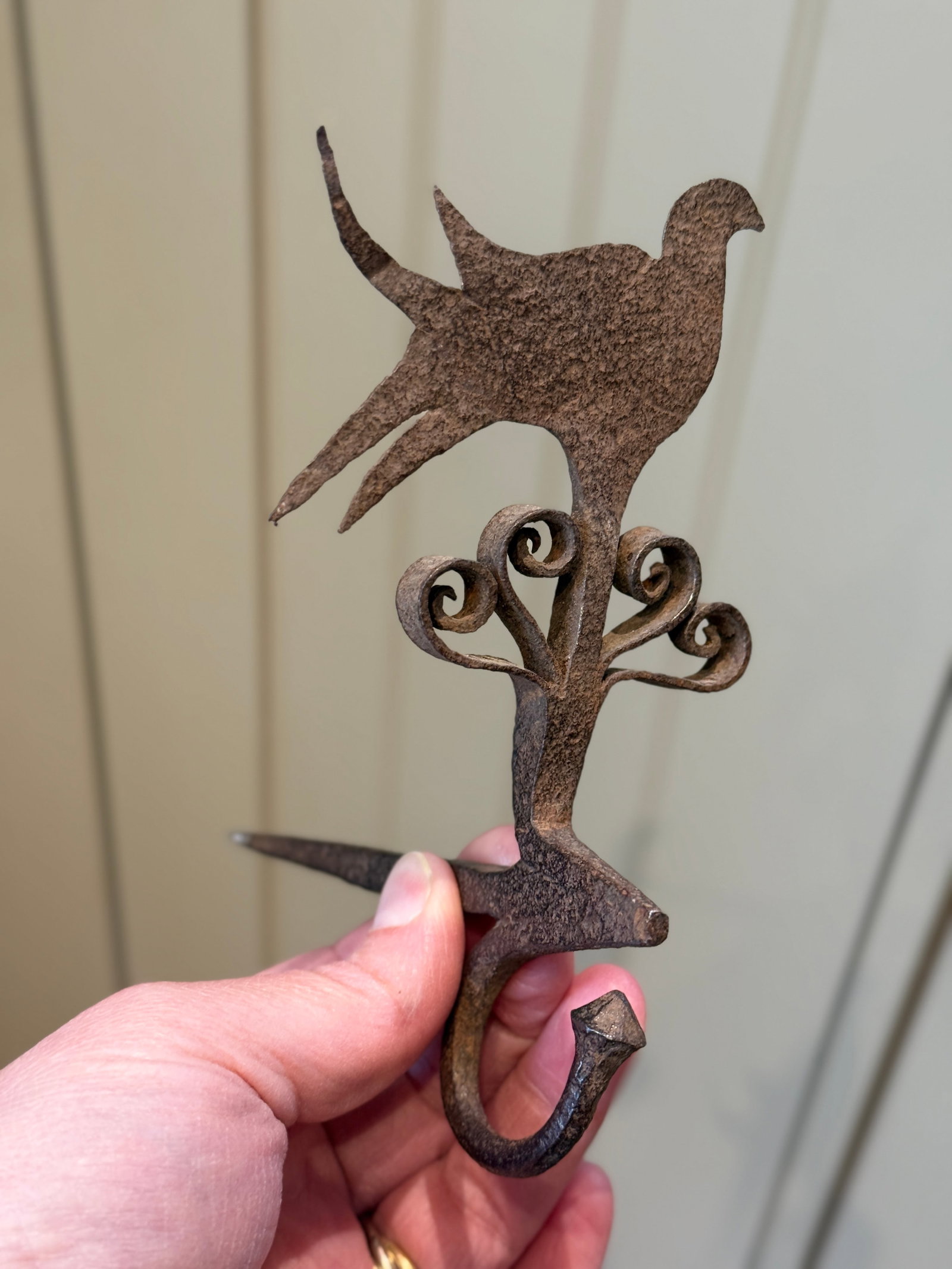 Rare Late 17th / Early 18th Century Forged Iron Oil Lamp Hook With Bird Motif - 2