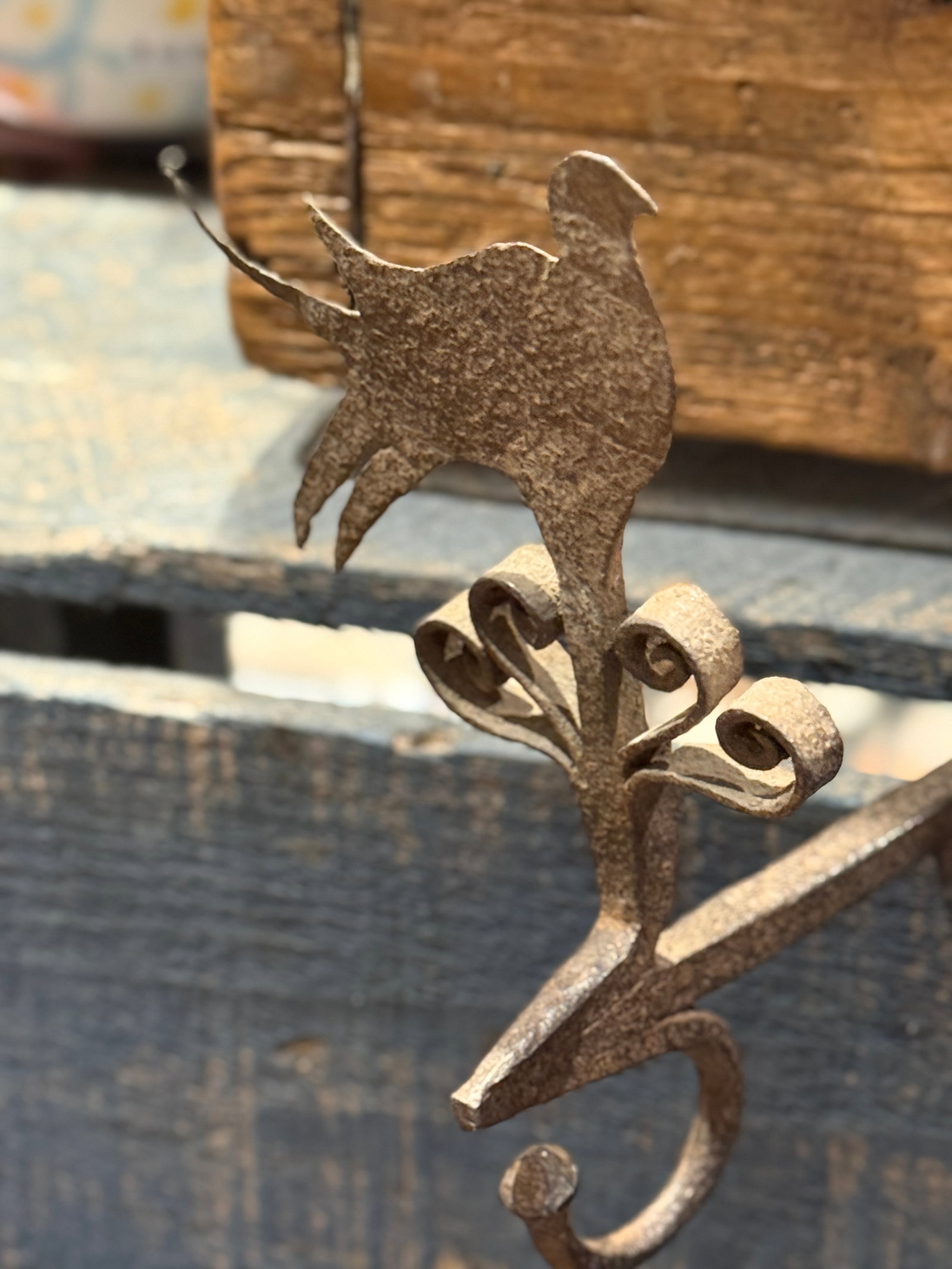 Rare Late 17th / Early 18th Century Forged Iron Oil Lamp Hook With Bird Motif - 7