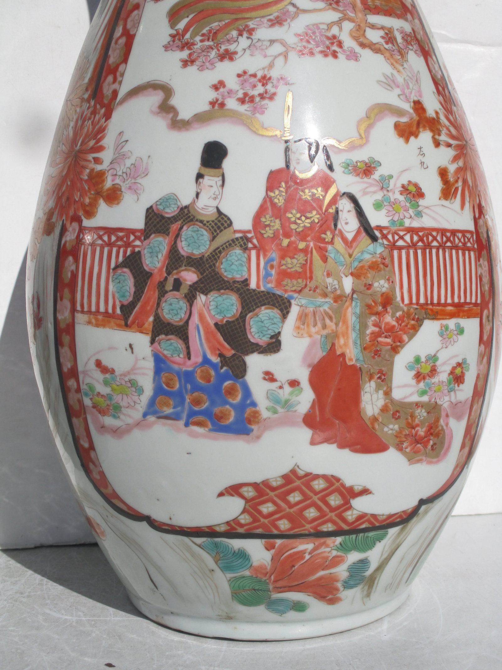 Japanese Edo 1880s Matching Vases Hichozan Shinpo--a Pair of 2 - 11