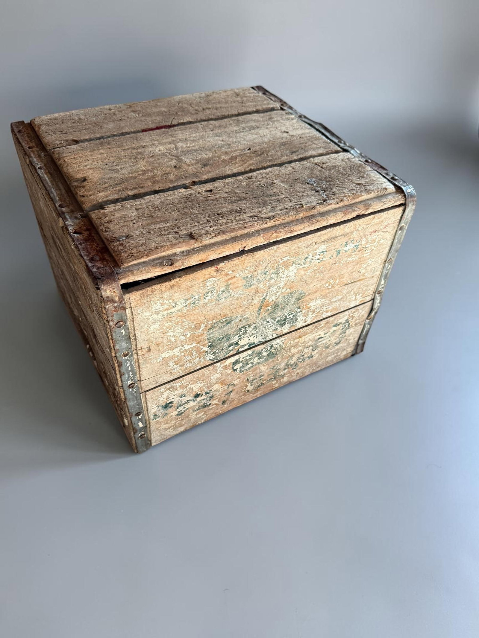 Vintage Farmhouse Clover Leaf Dairy Wood Crate Case Milk Famous for Purity - 8