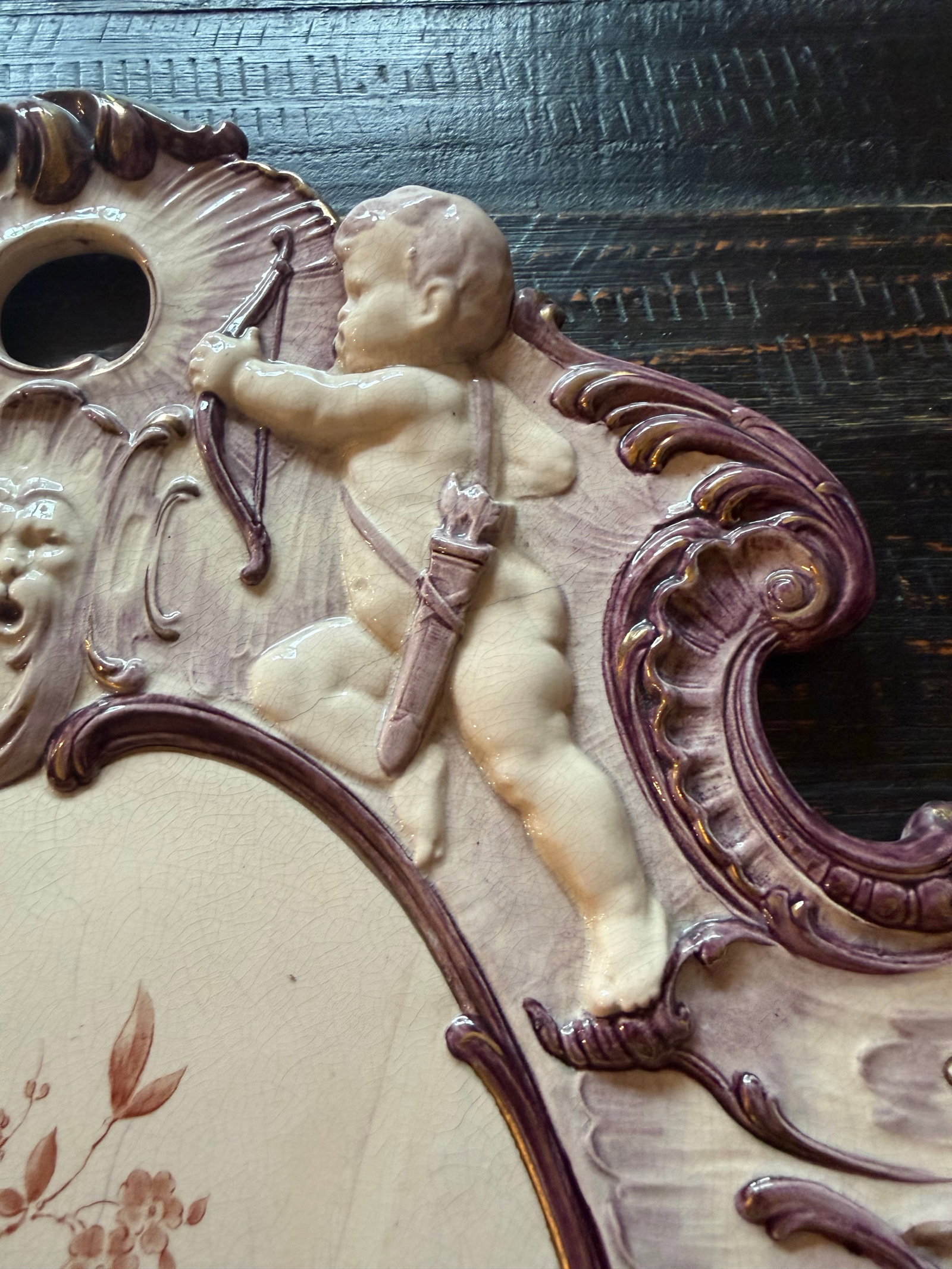 Late 19th Century Antique Villeroy & Boch Mettlach Violet Large Plaque With Cherubs - 7