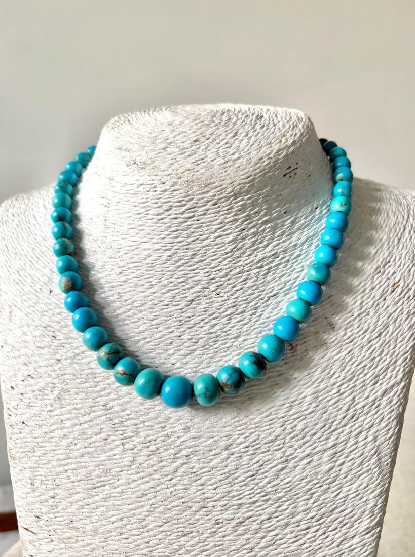 Vintage Native American Turquoise Beaded Necklace - 2