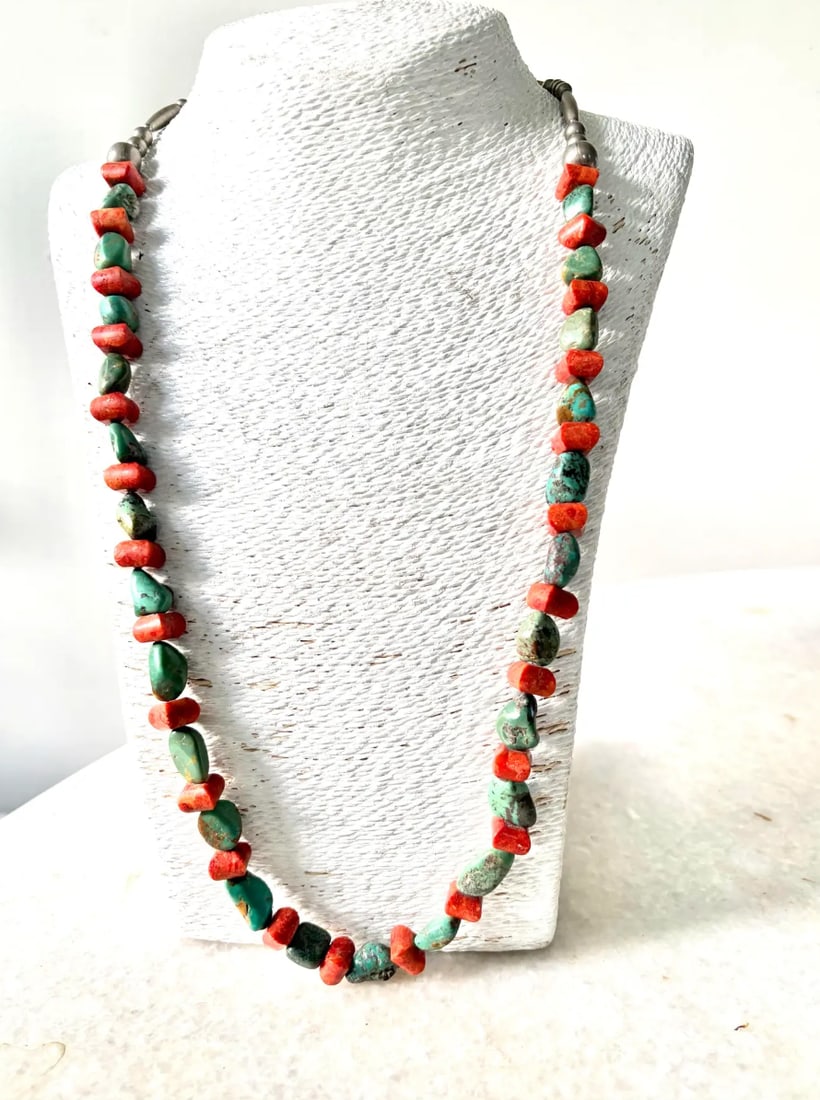 Vintage Native American Turquoise and Coral Beaded Necklace With Sterling Silver Clasp - 2