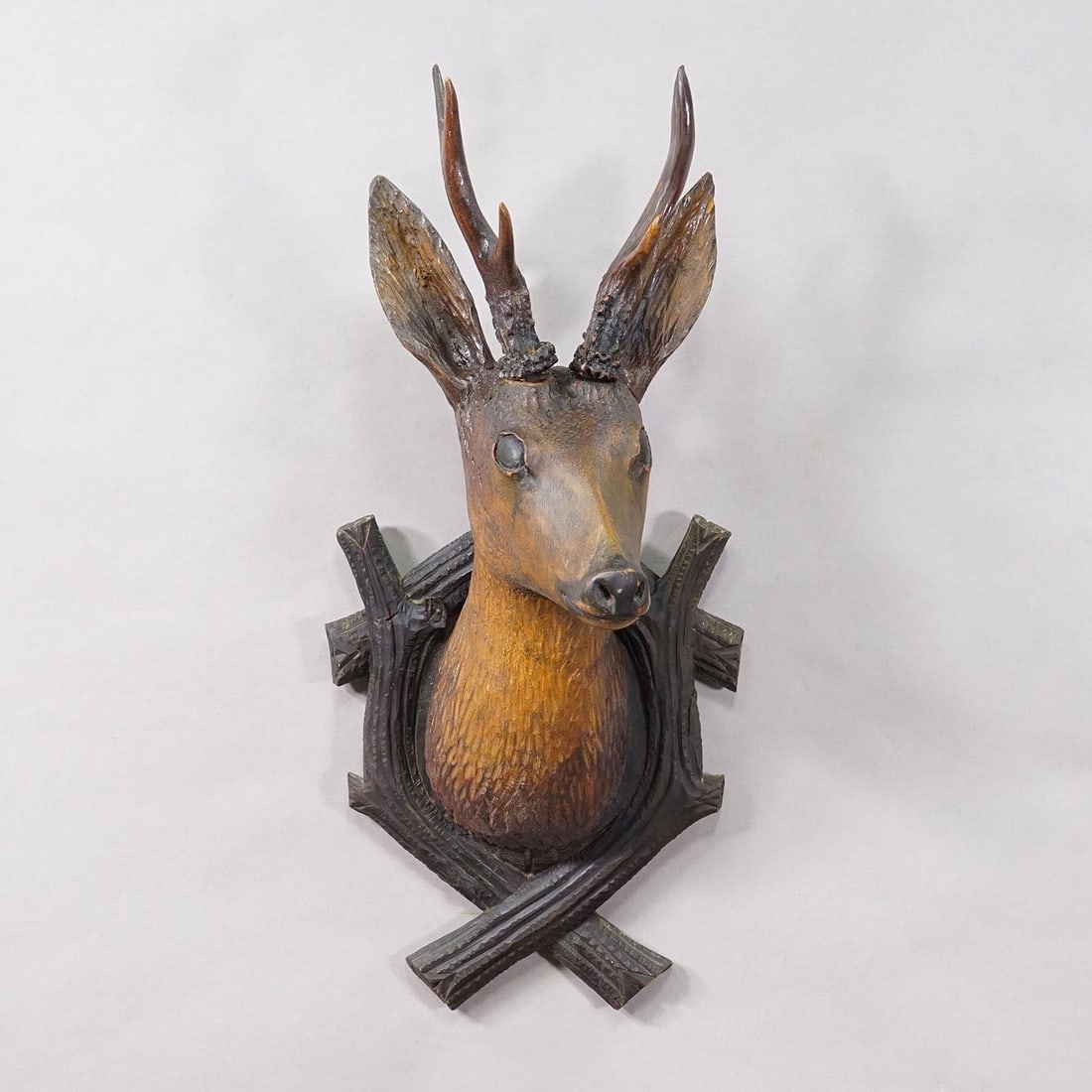 Large Naturalistic Black Forest Carved Deer Head, Ca. 1930s - 3