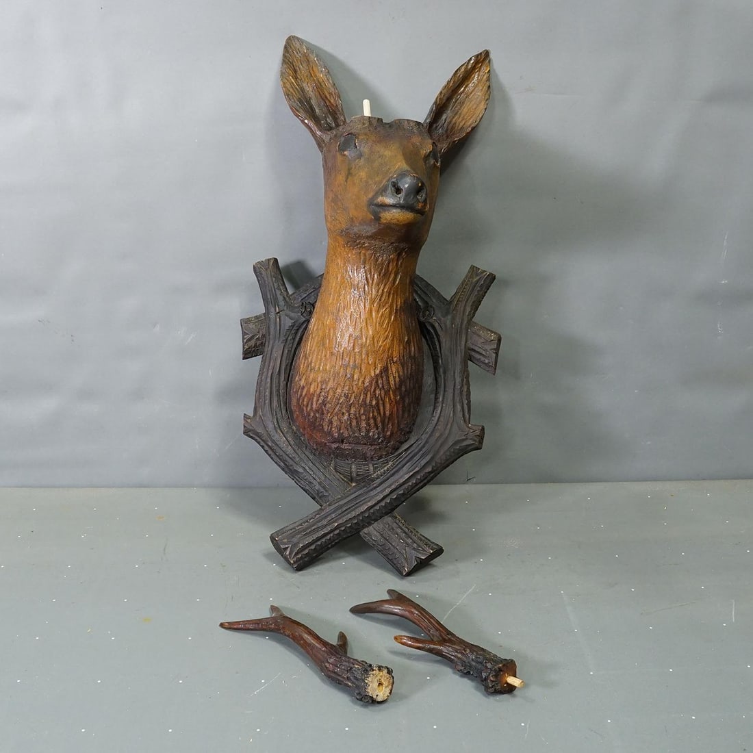 Large Naturalistic Black Forest Carved Deer Head, Ca. 1930s - 6