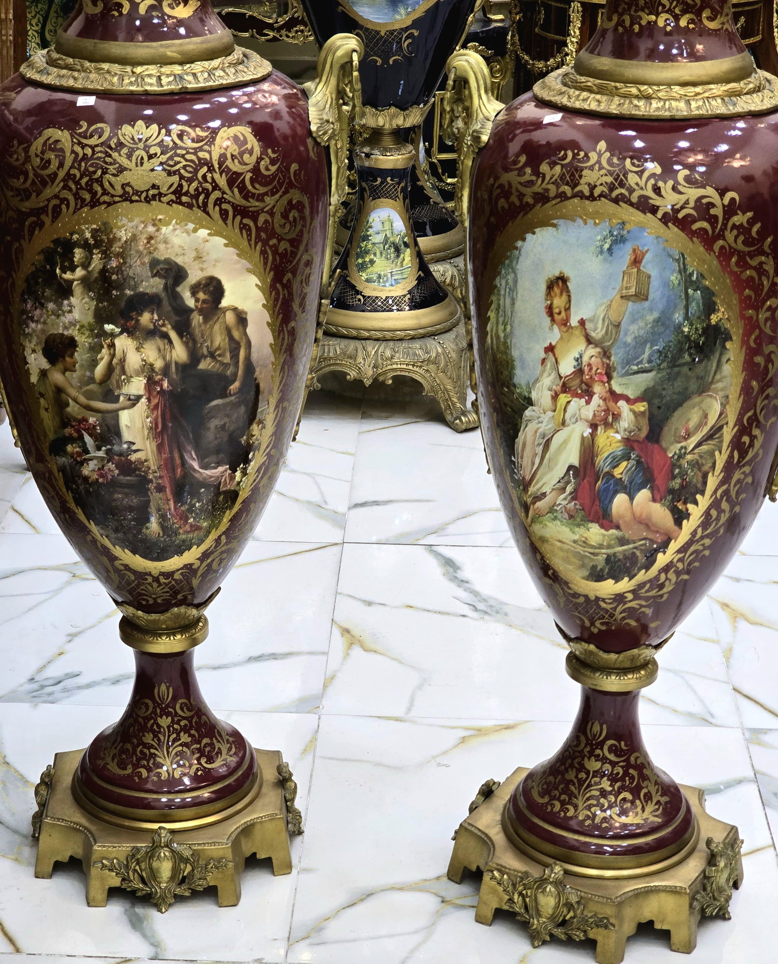 Burgundy Porcelain Vases With Gold Leaf Details – French Style Ornate Decorative Vases - 2
