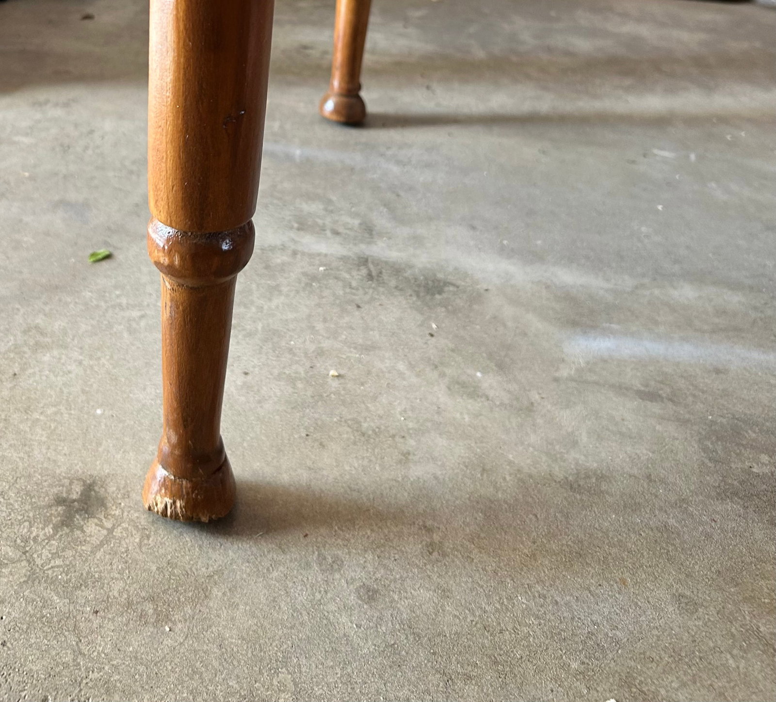 19th-Century American Country Sheraton Primitive Drop-Leaf Table - 11