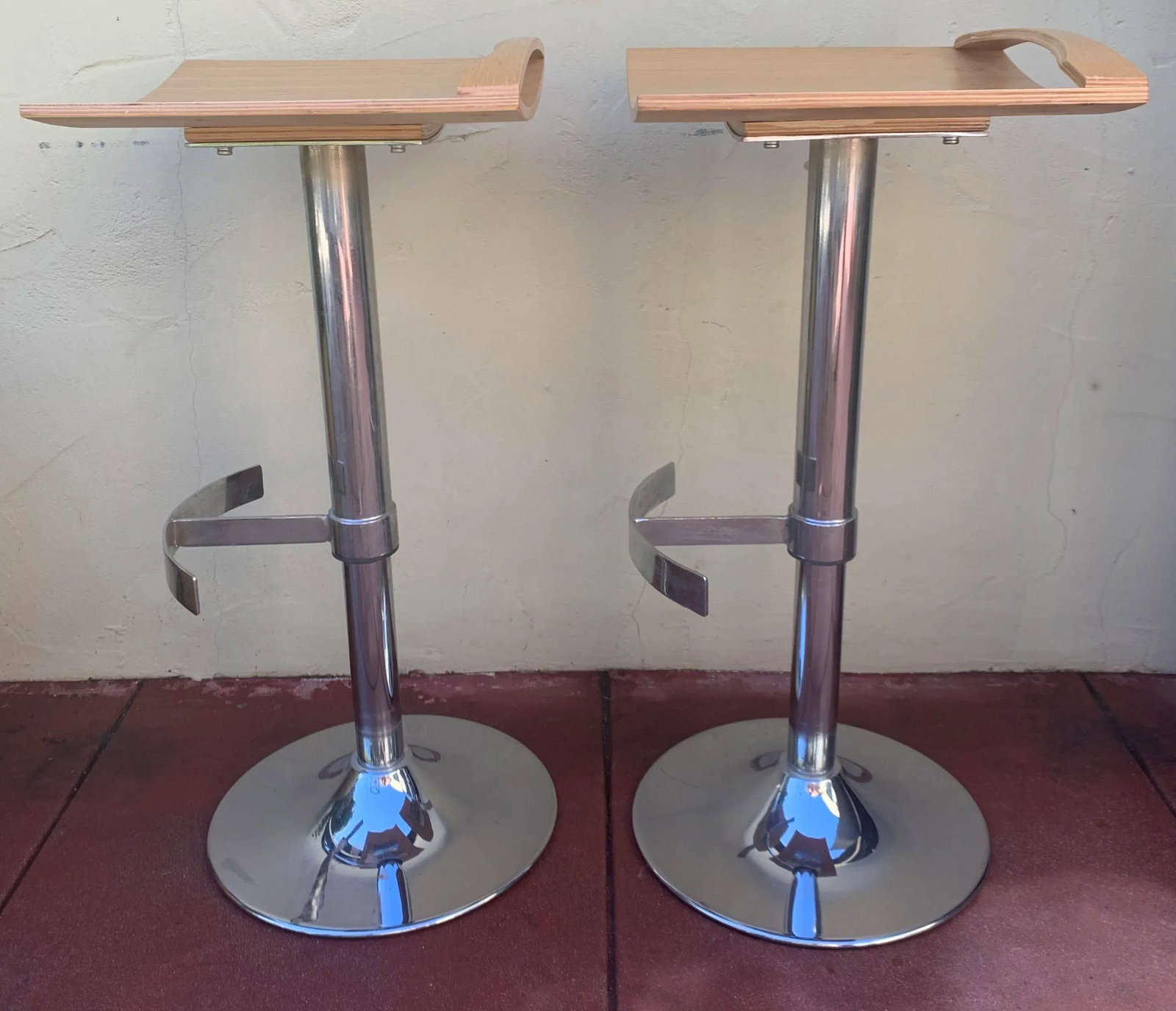 1990s Vintage Chrome and Wood Seat Barstools, Set of 2 - 5