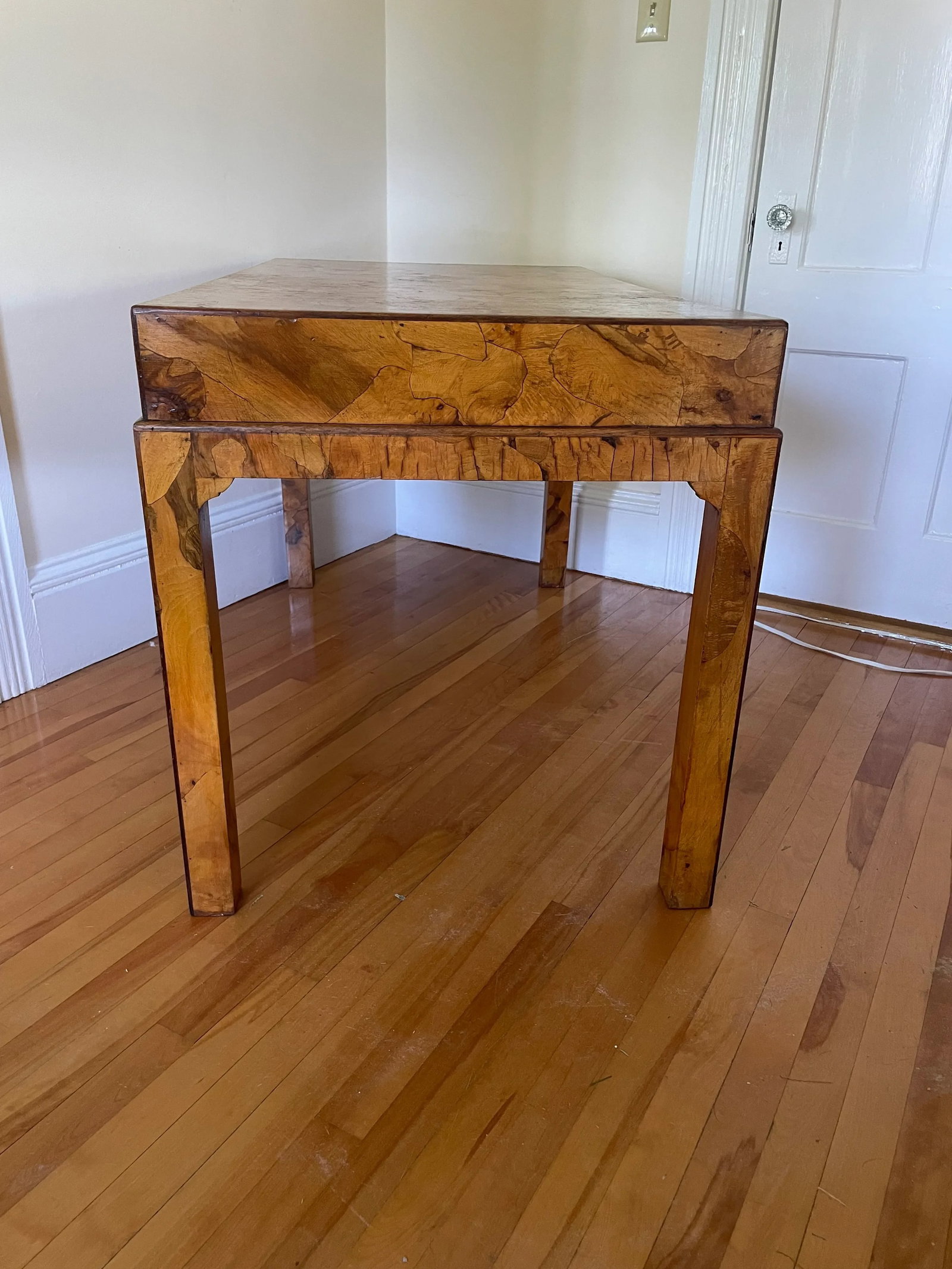Early 20th Century Vintage Olive Wood Italian Desk - 2