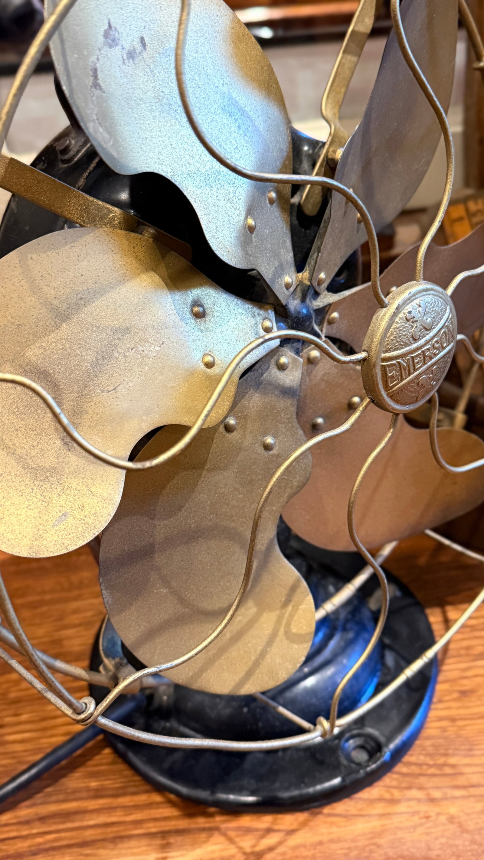 Antique Emerson 6 Blade Table Fan No. 19666 - 4